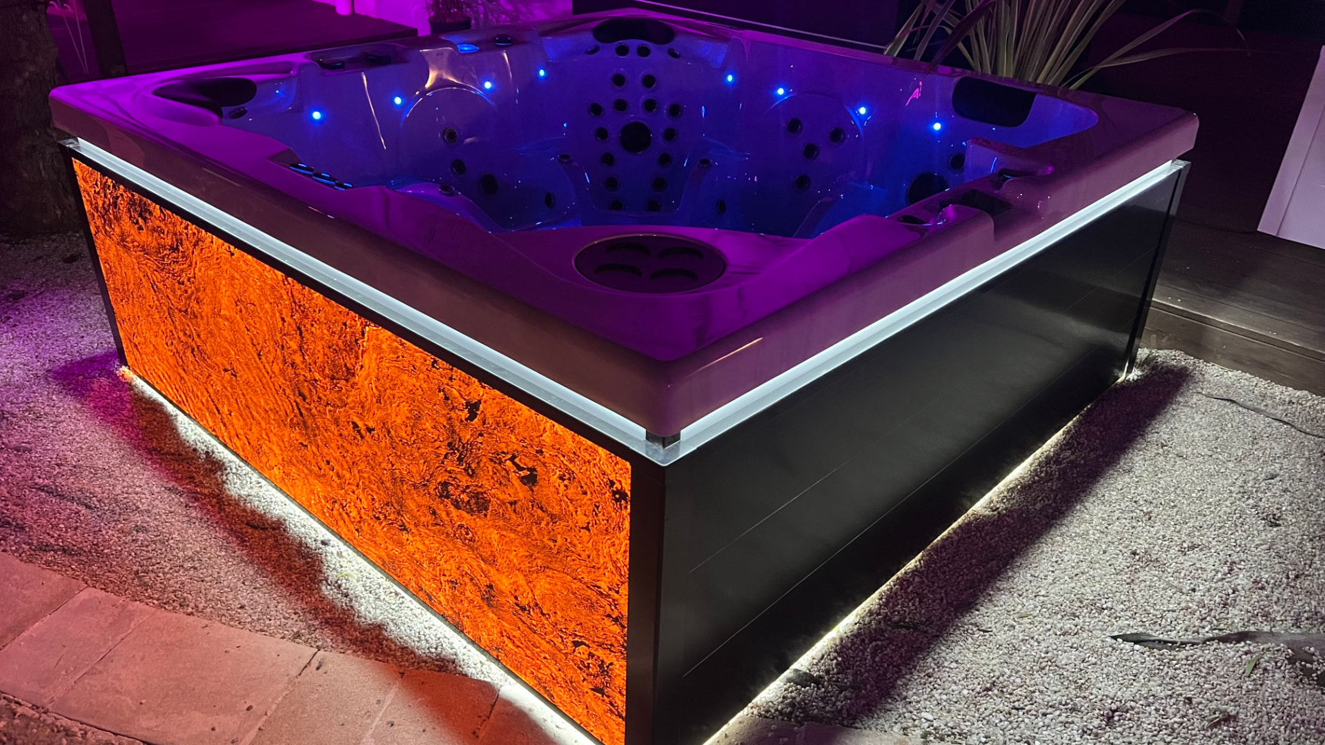 Spa avec éclairage LED de nuit