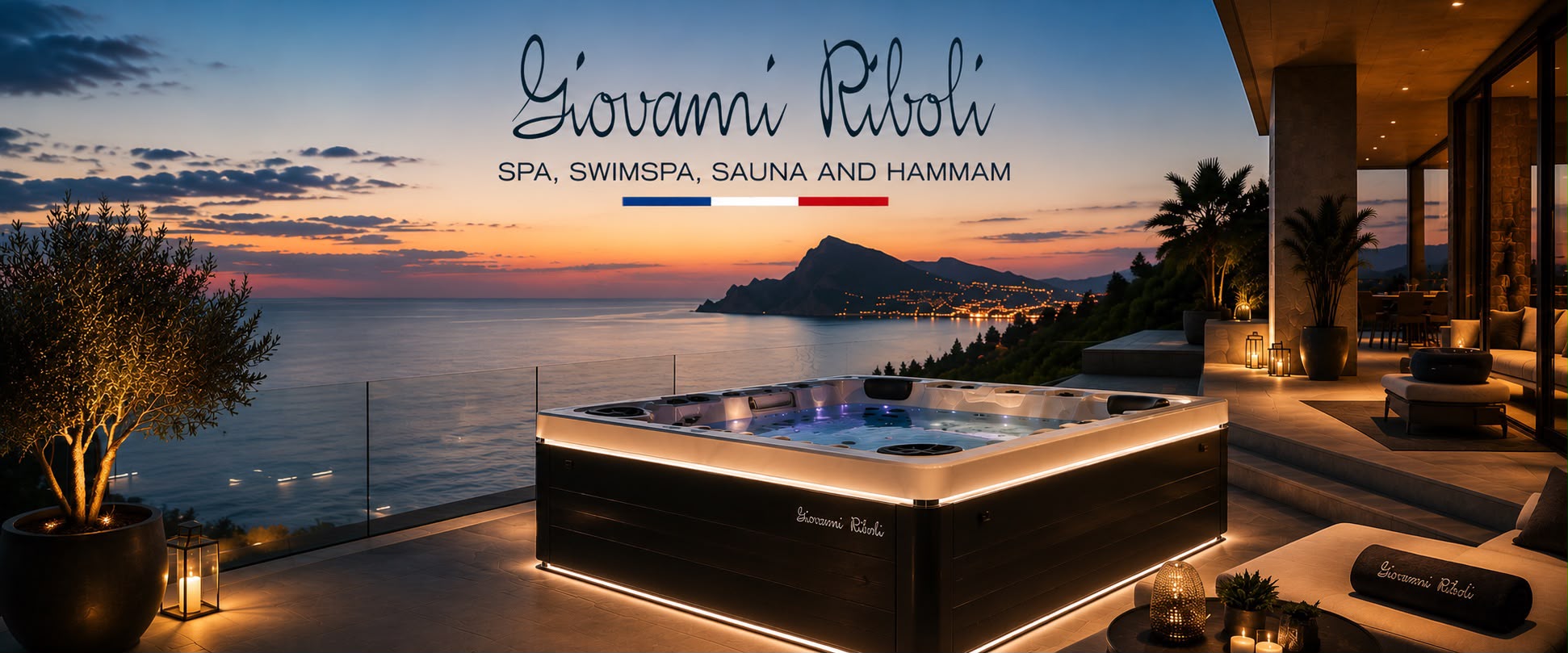 Spa installé sur une terrasse en bois face à la mer Méditerranée au coucher du soleil